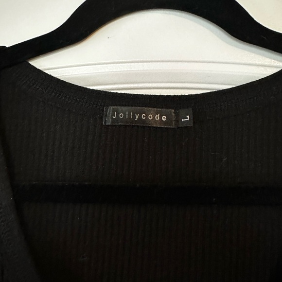 Black tank with buttons - Picture 3 of 5